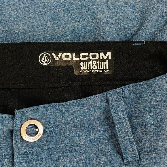 Volcom Men's 30 Shorts Blue Surf & Turf 4 Way Stretch Swim Bermuda Flaw AZ23 - Picture 2 of 6